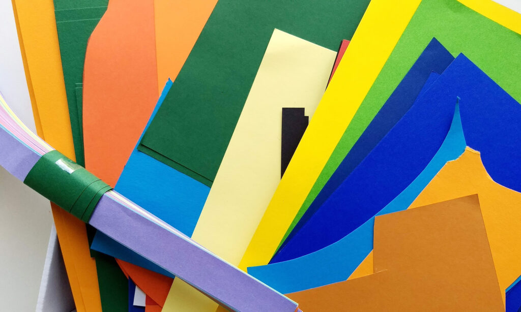 Tonpapier Reste in verschiedenen Farben